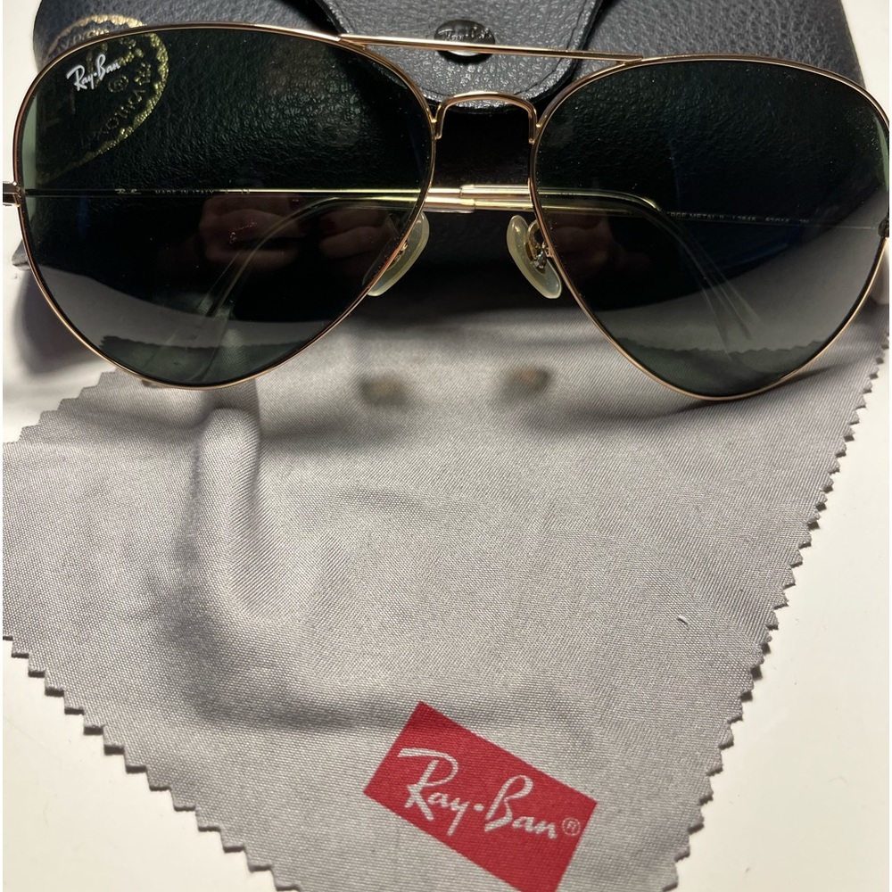 RB3026 EUC large aviator sunglasses with case!